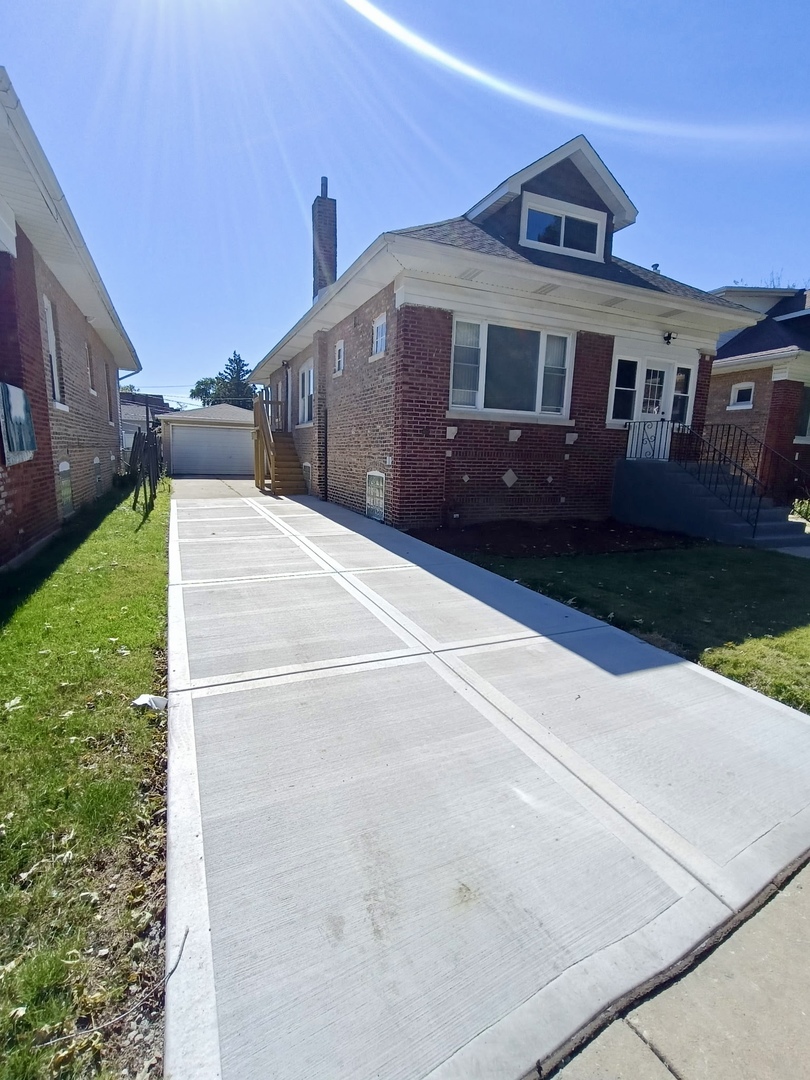 1413 W 97th Street Property Photo 1