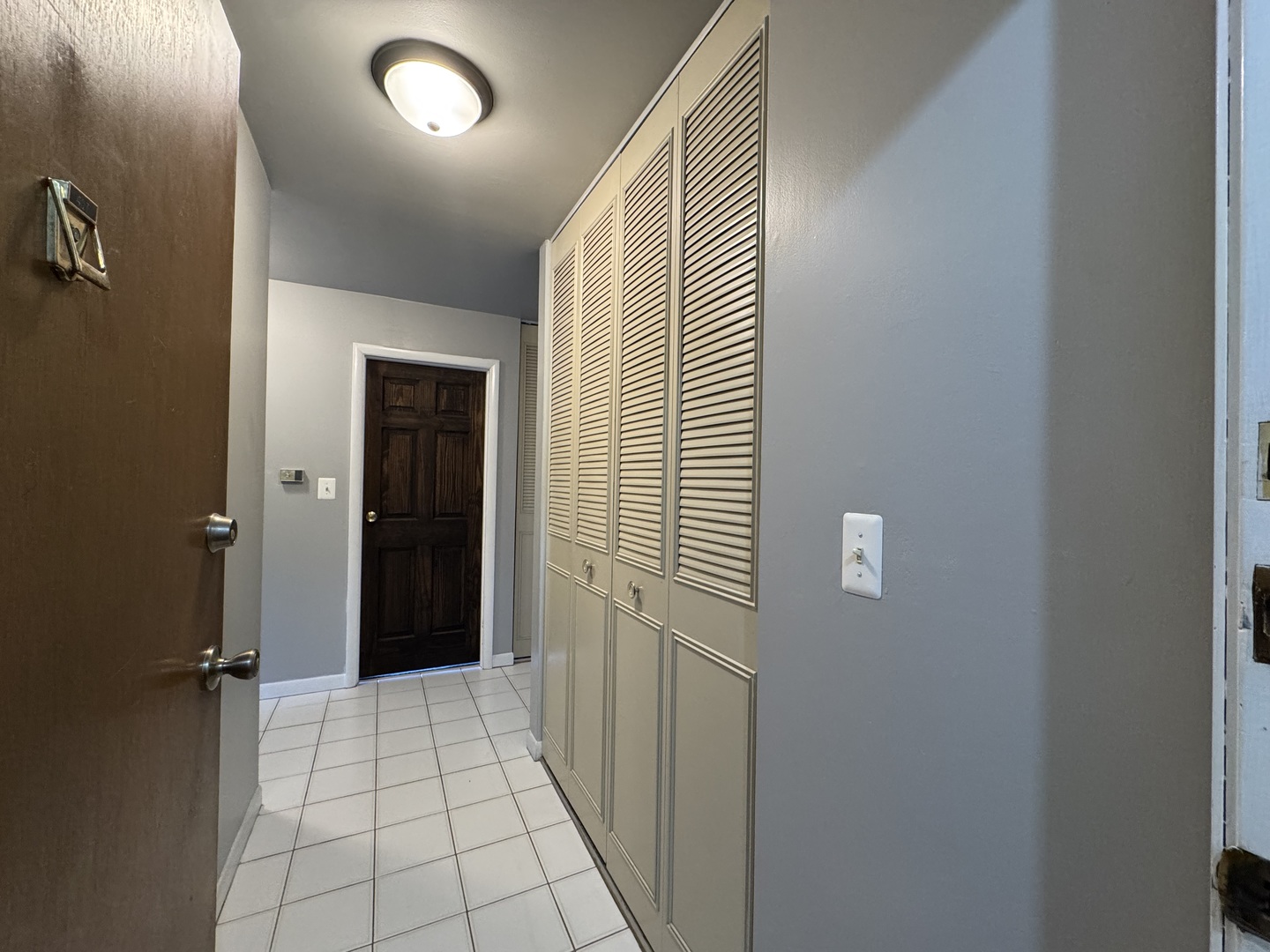 6630 S Brainard Avenue 407 Property Photo 4