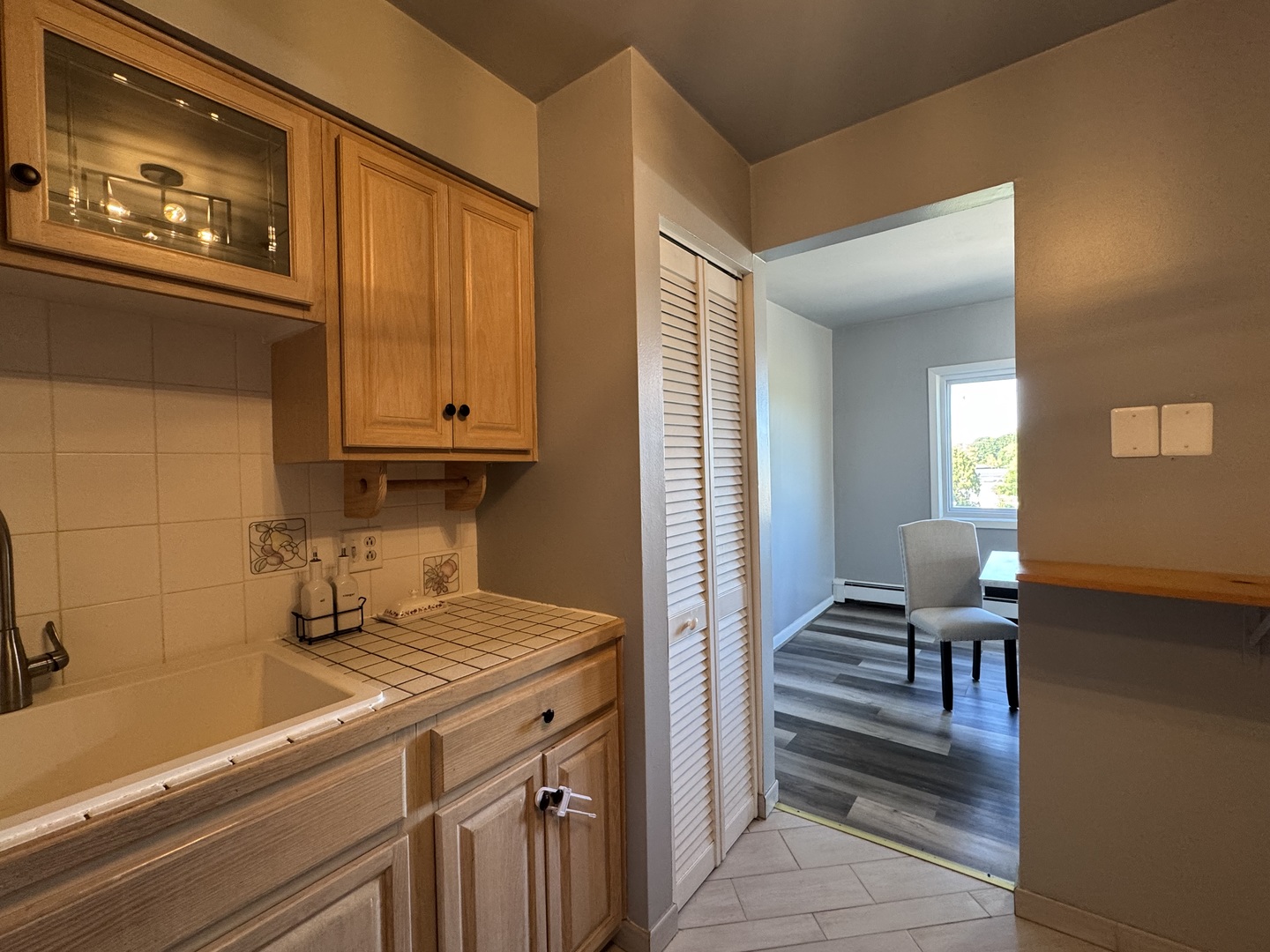 6630 S Brainard Avenue 407 Property Photo 11