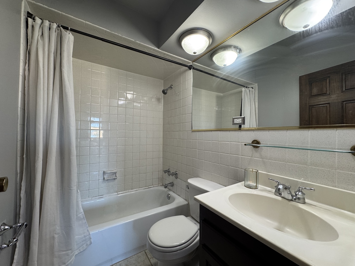 6630 S Brainard Avenue 407 Property Photo 18