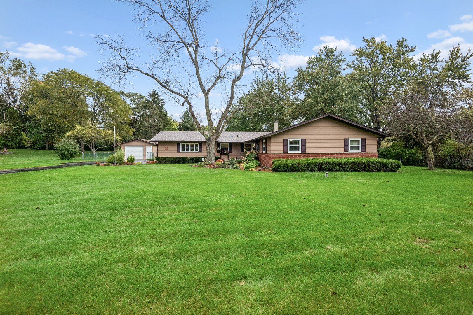 2228 Hanlon Road Property Photo 1