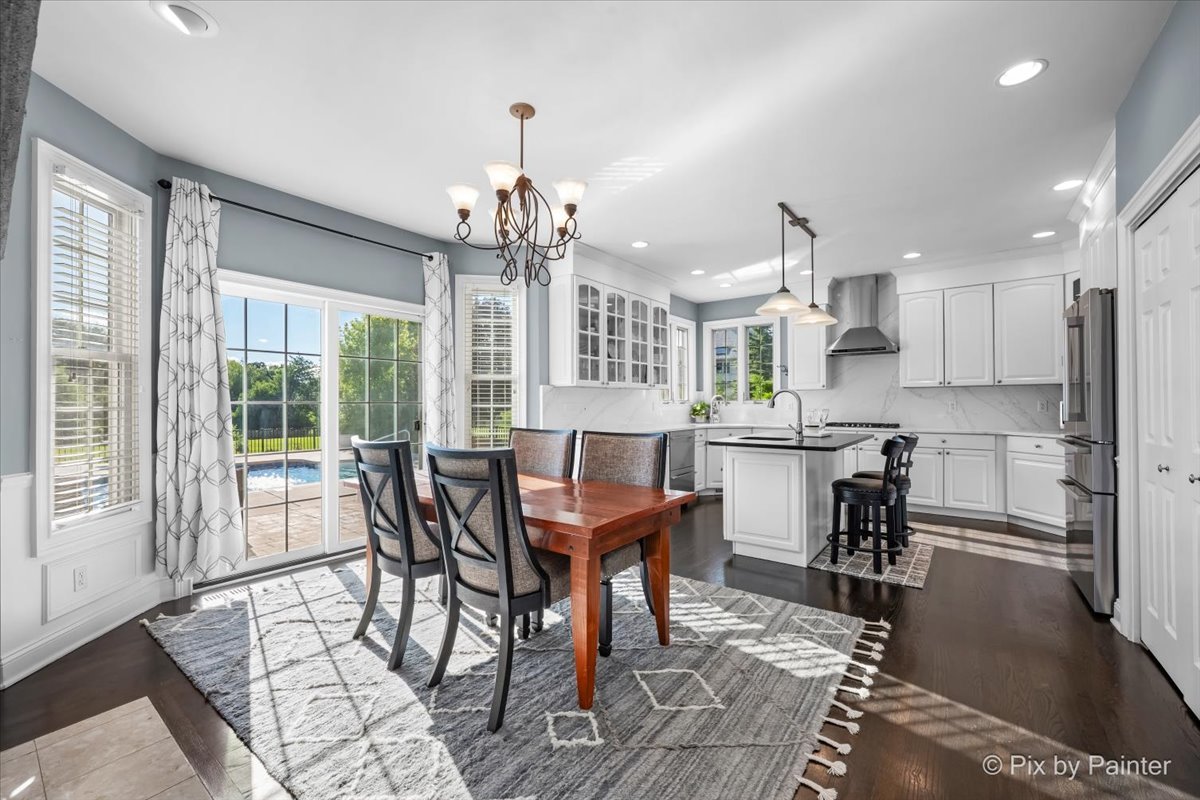 7n494 Foxglove Court Property Photo 15