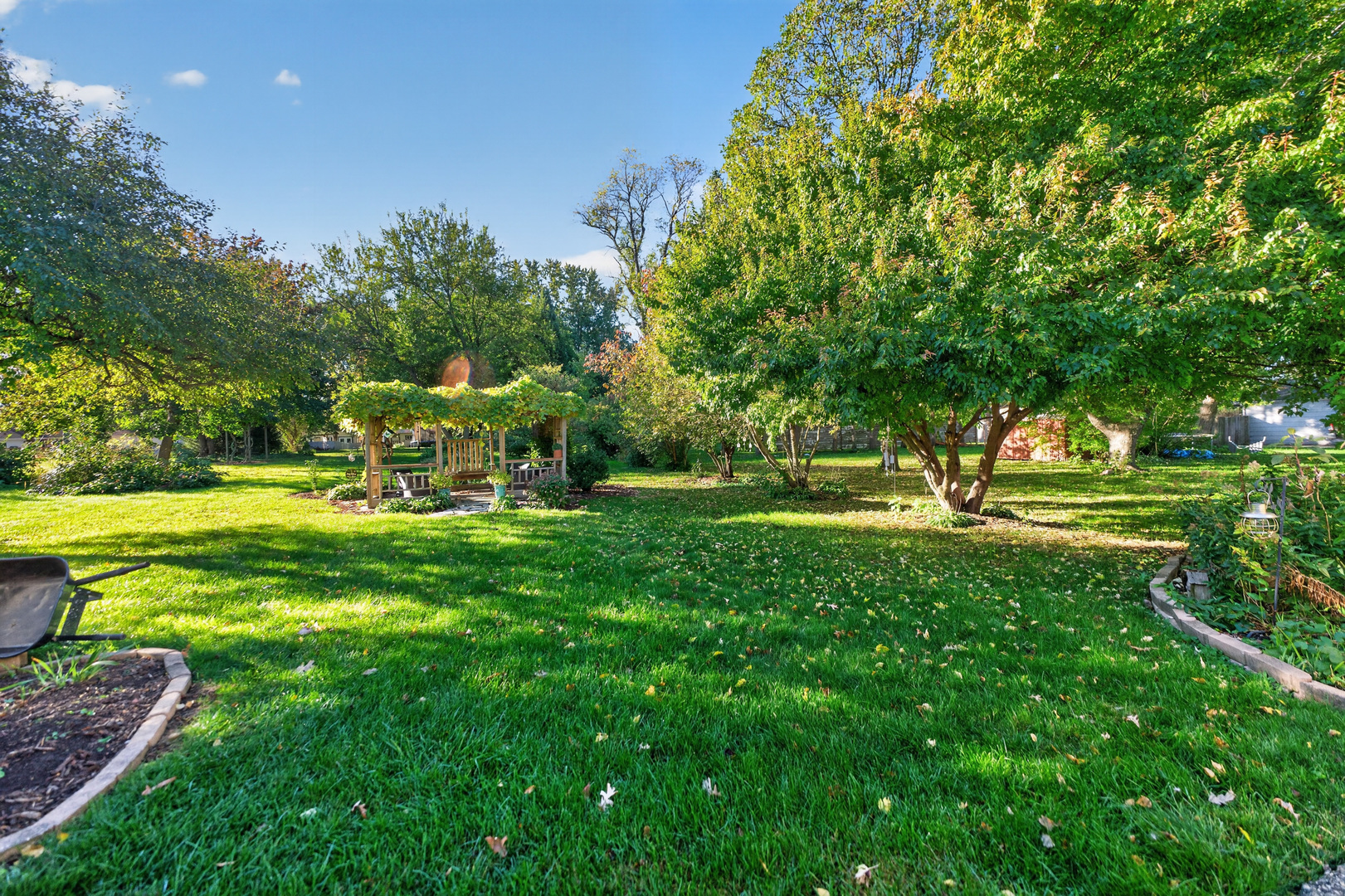159 Terwilliger Avenue Property Photo 28