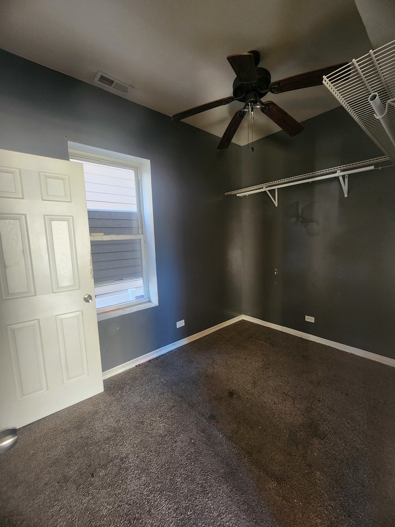 852 E 88th Street Property Photo 8