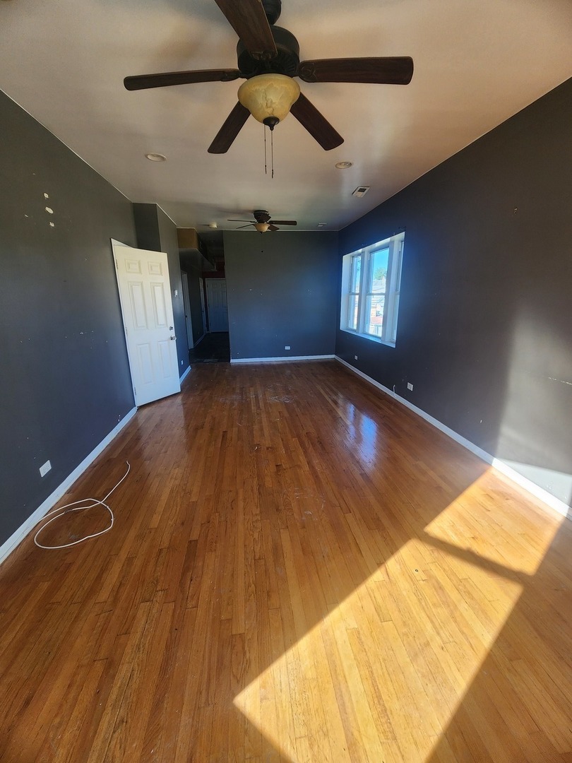 852 E 88th Street Property Photo 17
