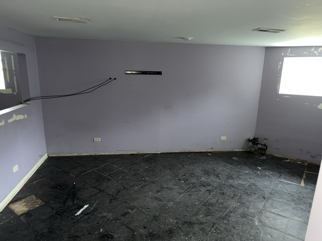 852 E 88th Street Property Photo 31