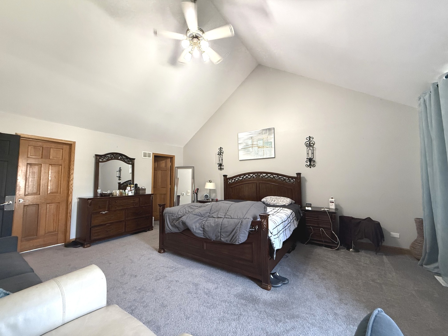 198 N Catalpa Street Property Photo 13