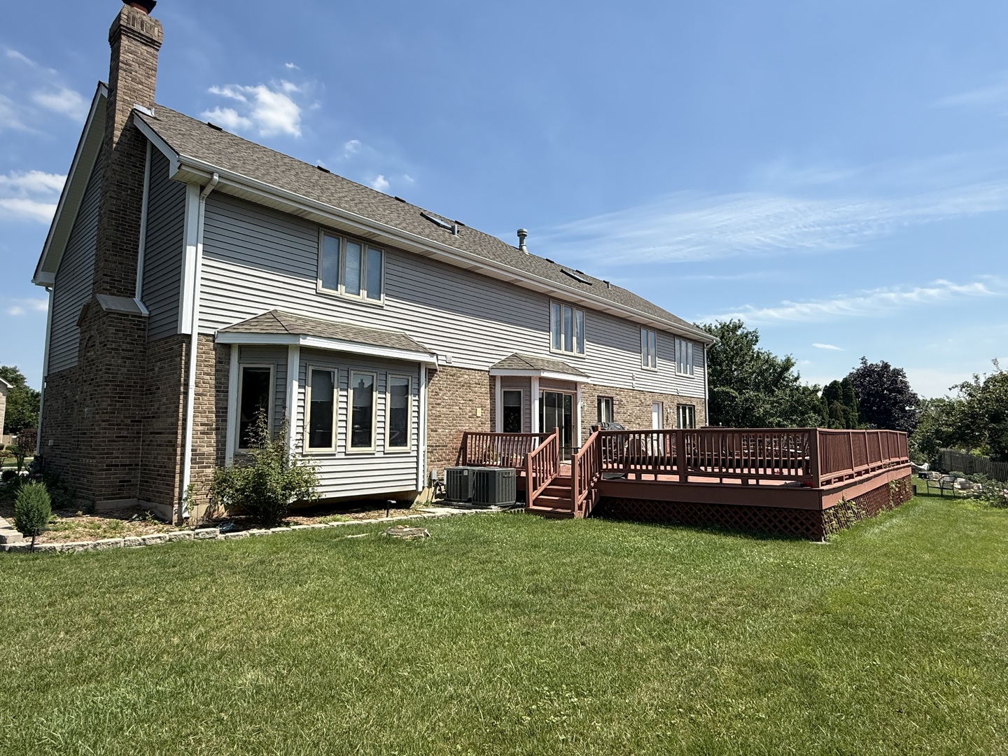 198 N Catalpa Street Property Photo 23