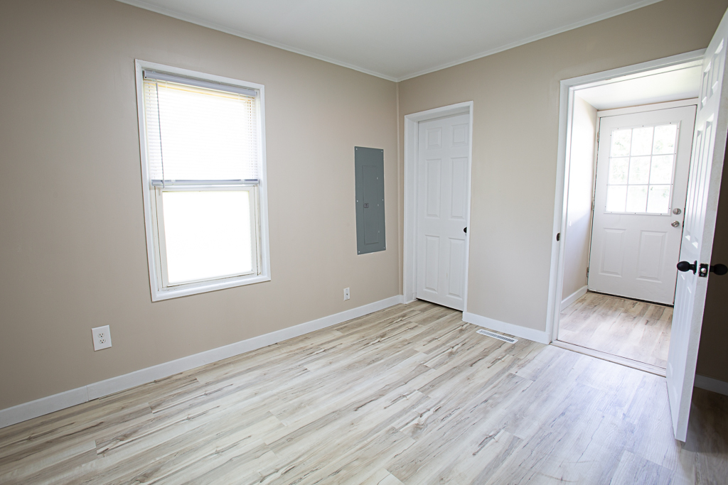 507 Commercial Street Property Photo 10