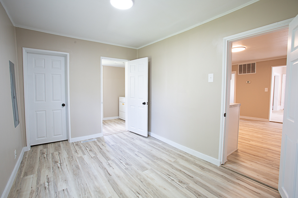 507 Commercial Street Property Photo 11