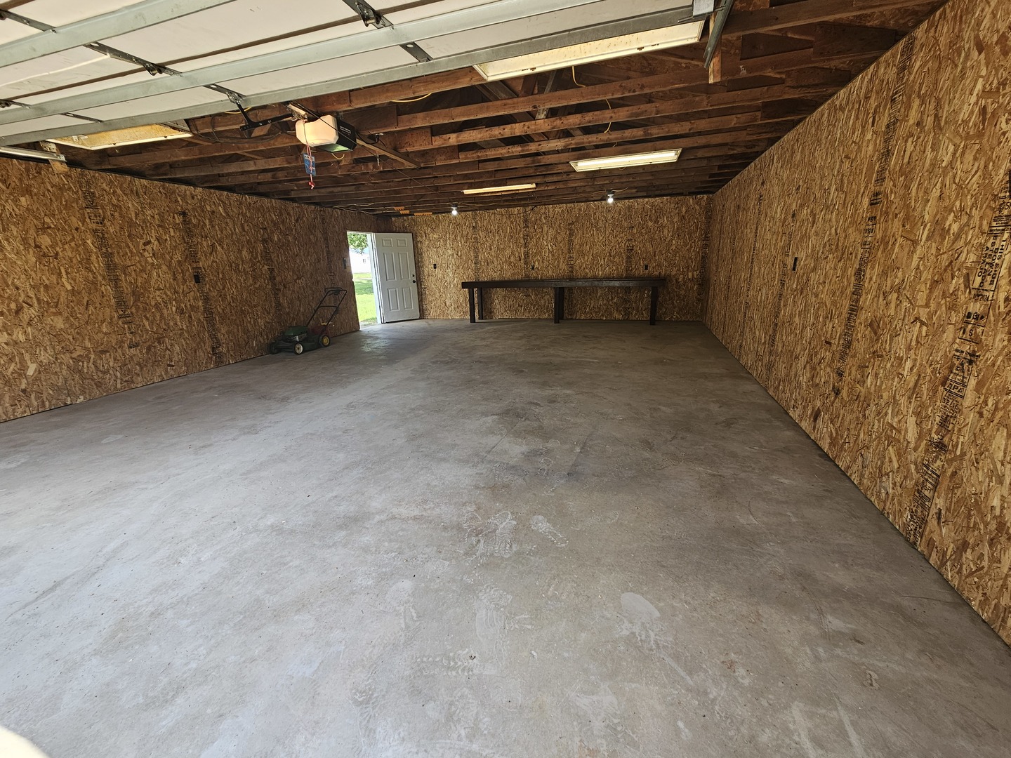 507 Commercial Street Property Photo 20