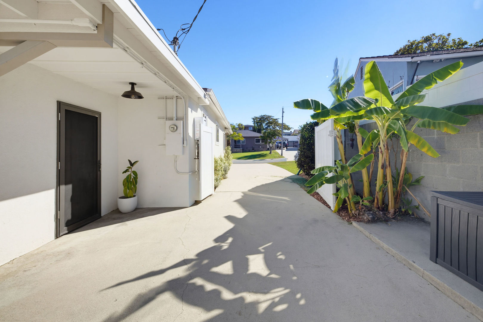 2809 Faber Street Property Photo 39