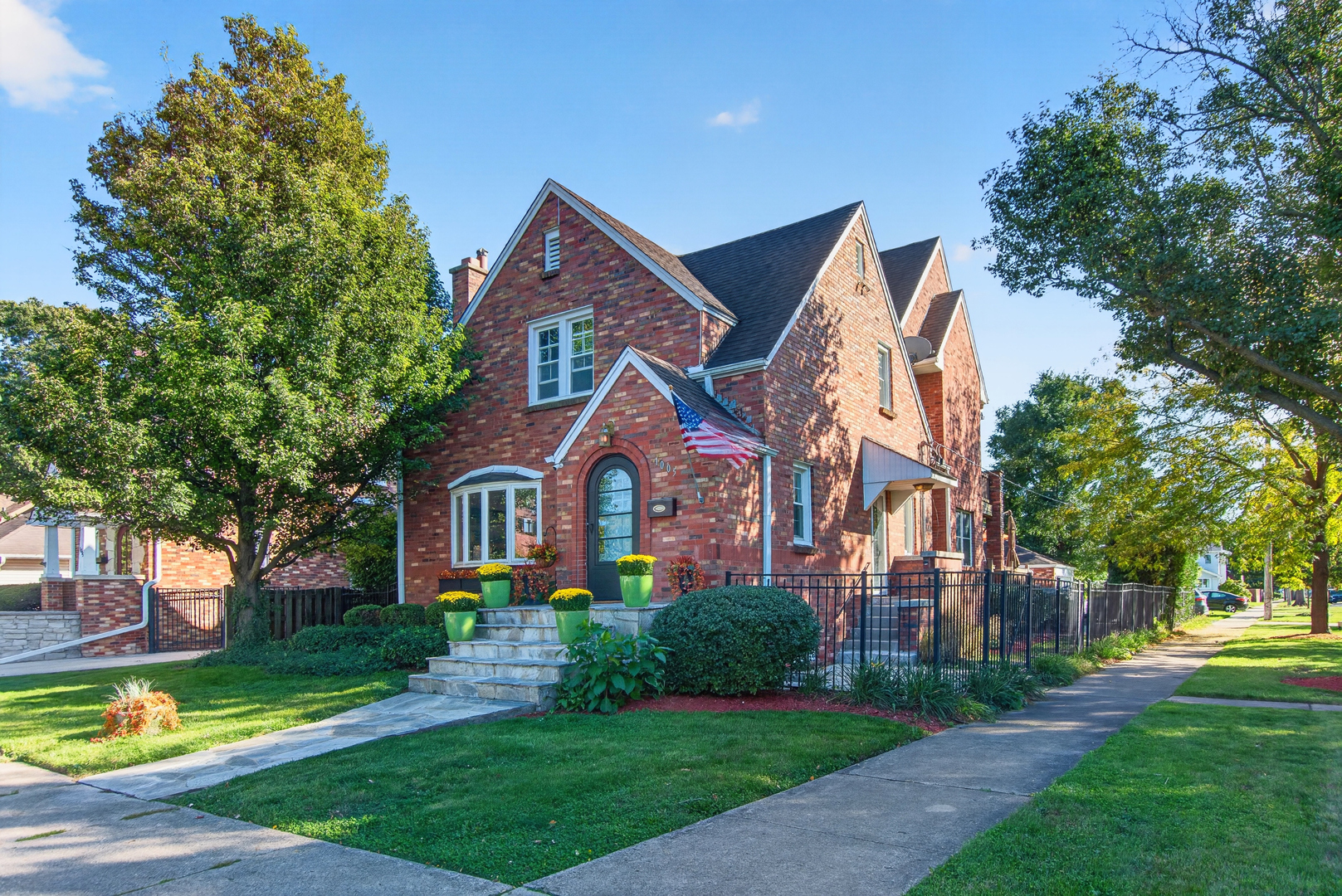 1005 Woodlawn Avenue Property Photo 2