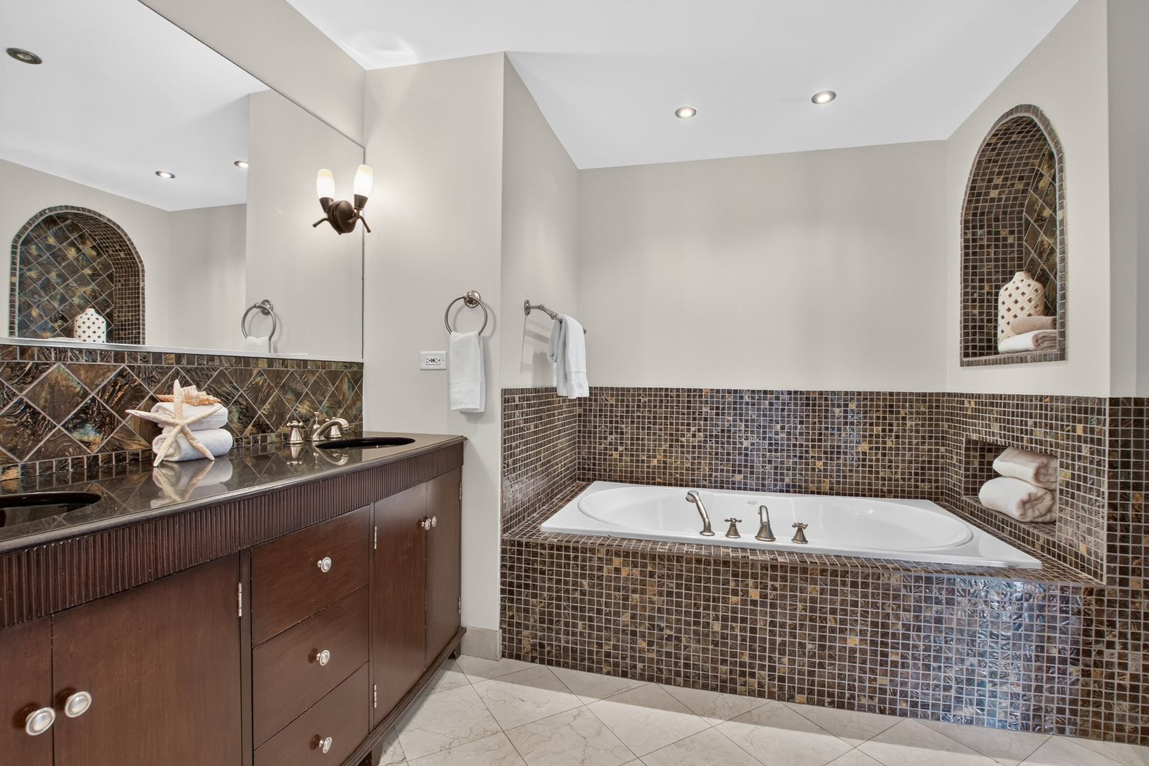 1005 Woodlawn Avenue Property Photo 19