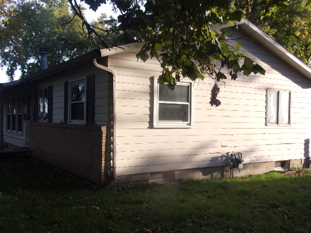 1009 Donnick Street Property Photo 2