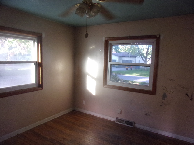 1009 Donnick Street Property Photo 10