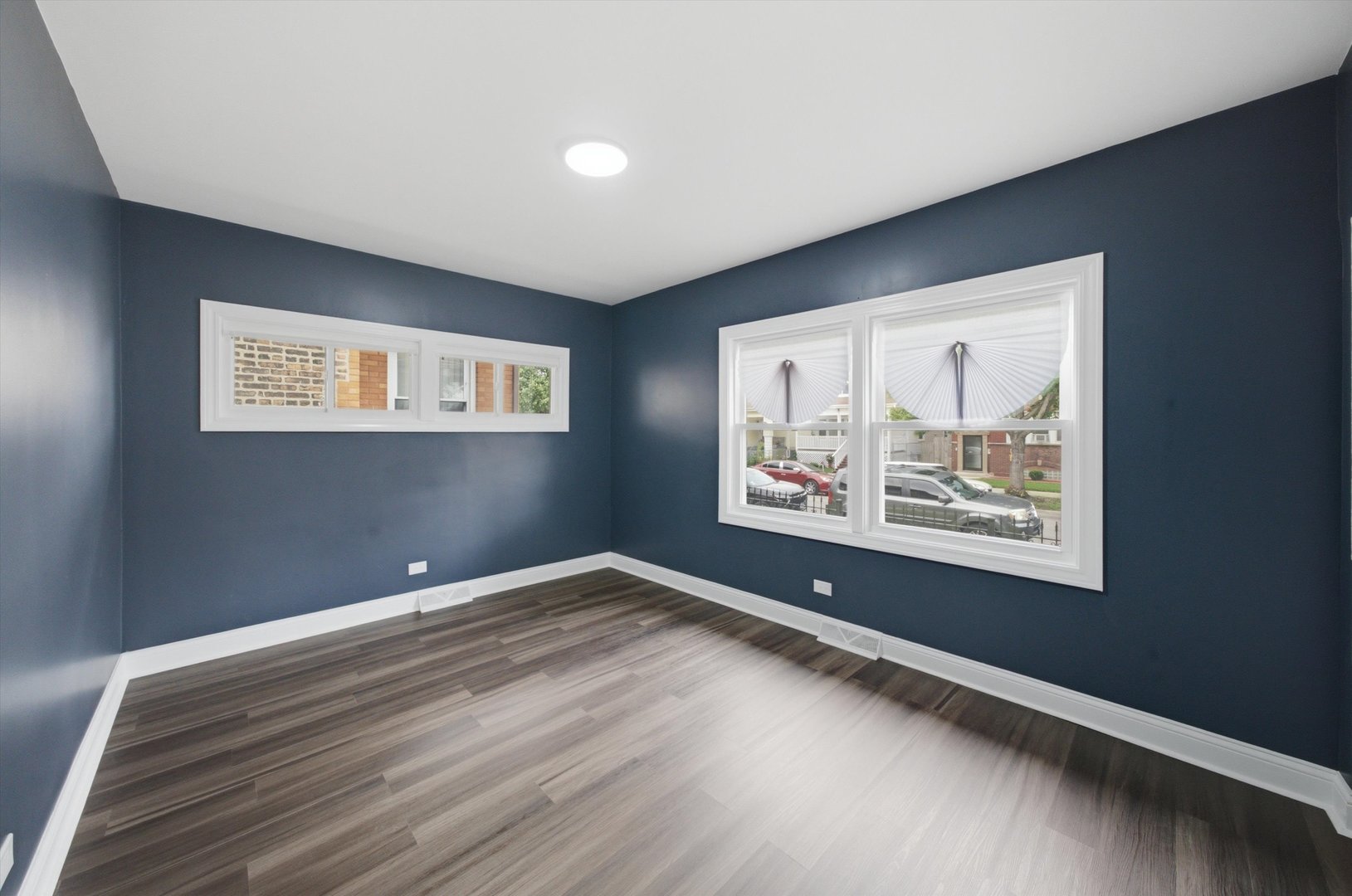 6601 S Francisco Avenue Property Photo 16