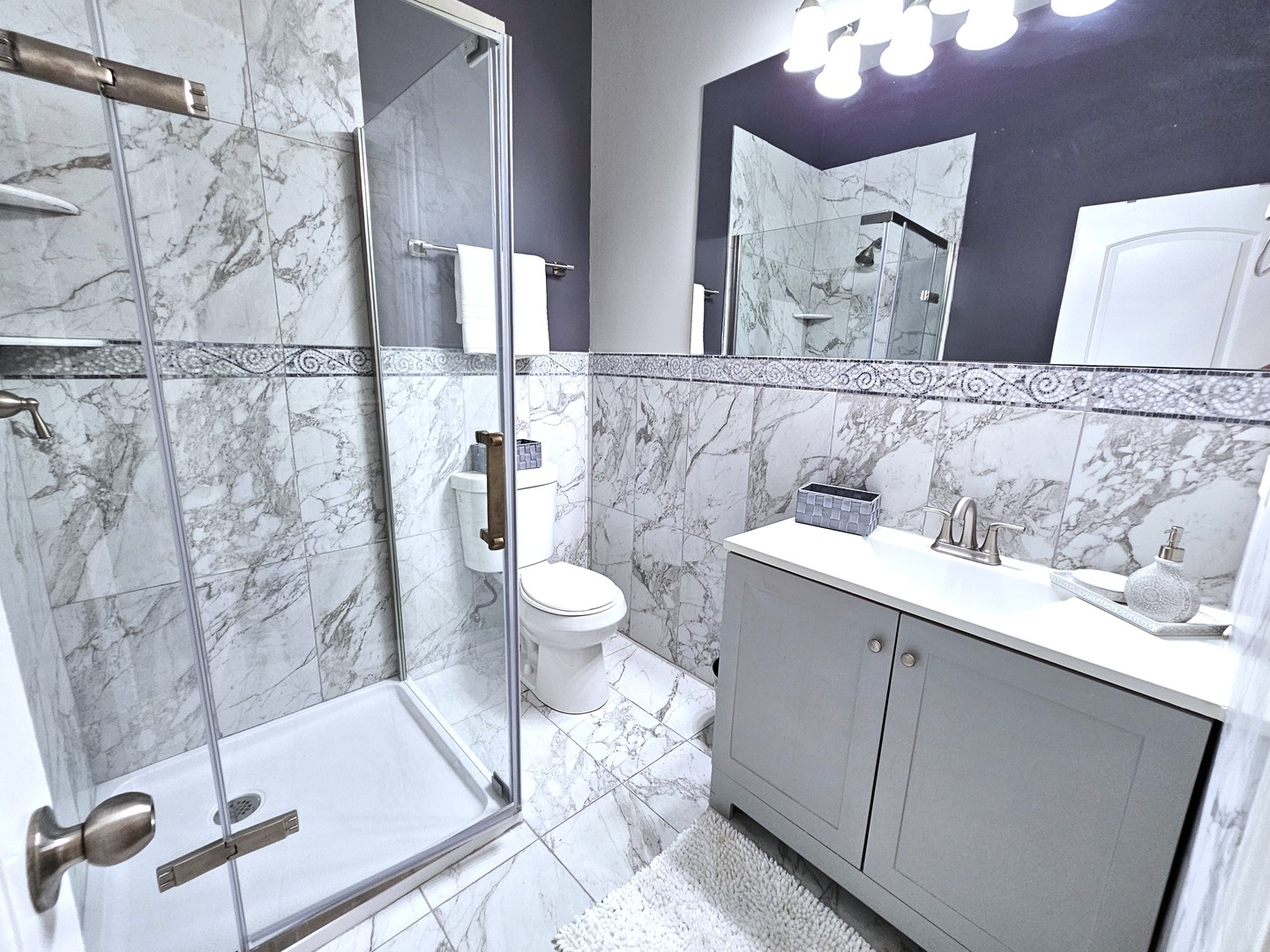 2708 W Chicago Avenue 1 Property Photo 13