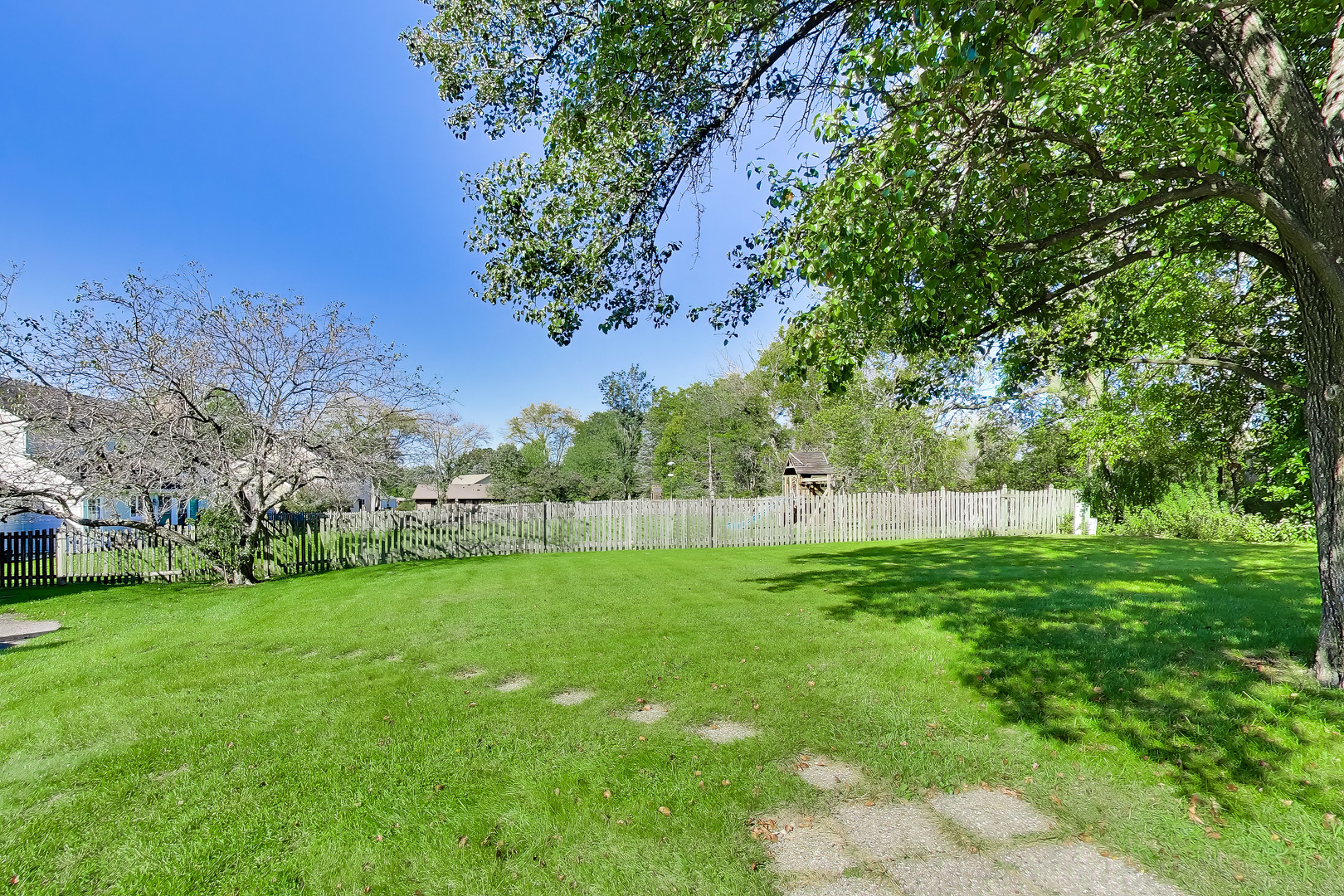 544 Fox Glove Lane Property Photo 30