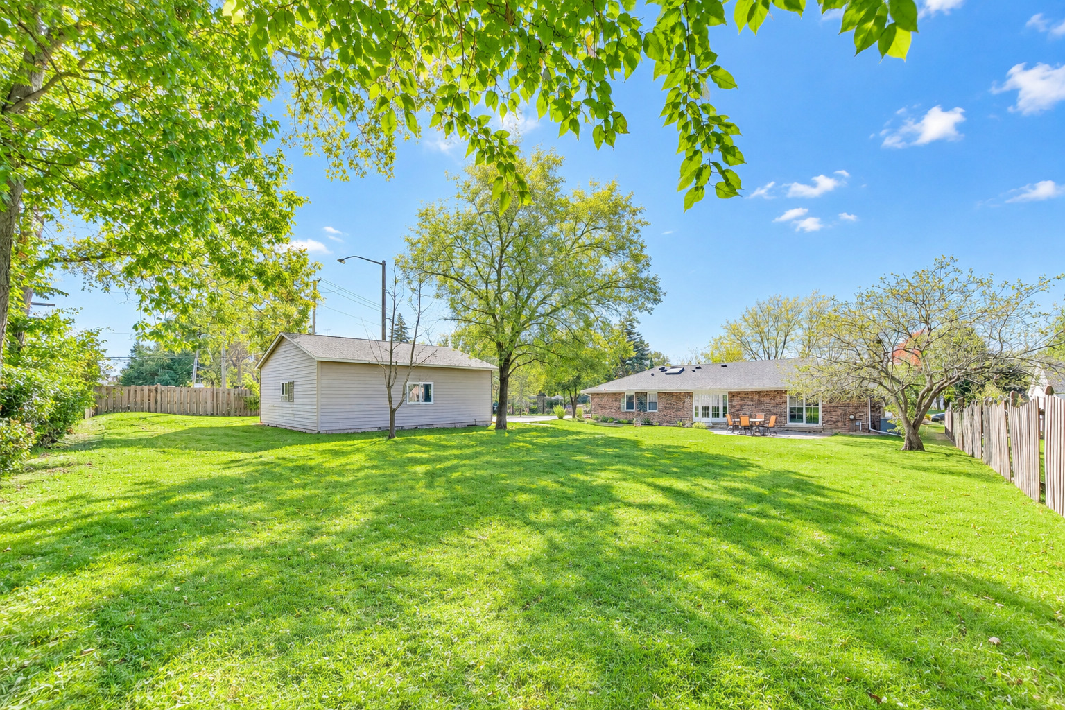 544 Fox Glove Lane Property Photo 31