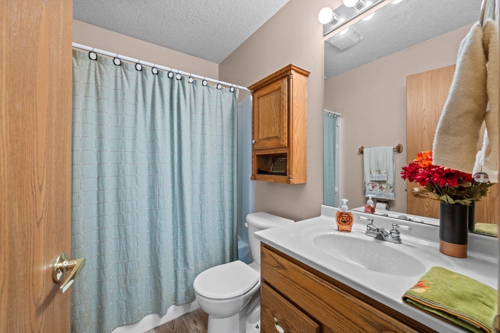 829 Fyre Lake Drive Property Photo 26