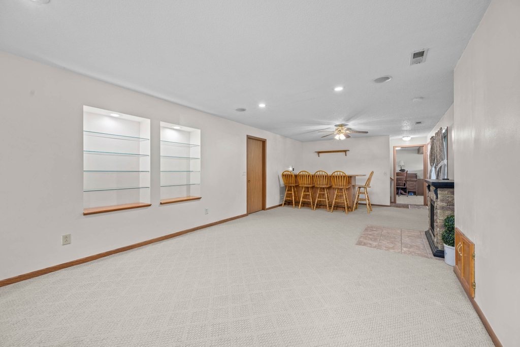 829 Fyre Lake Drive Property Photo 34