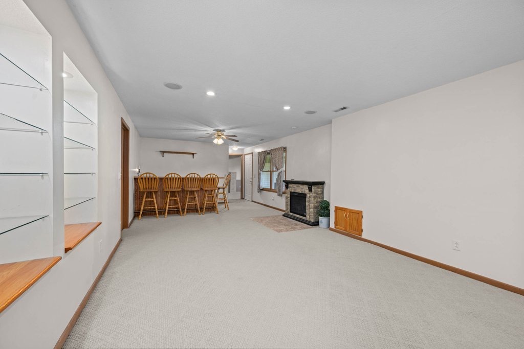 829 Fyre Lake Drive Property Photo 35