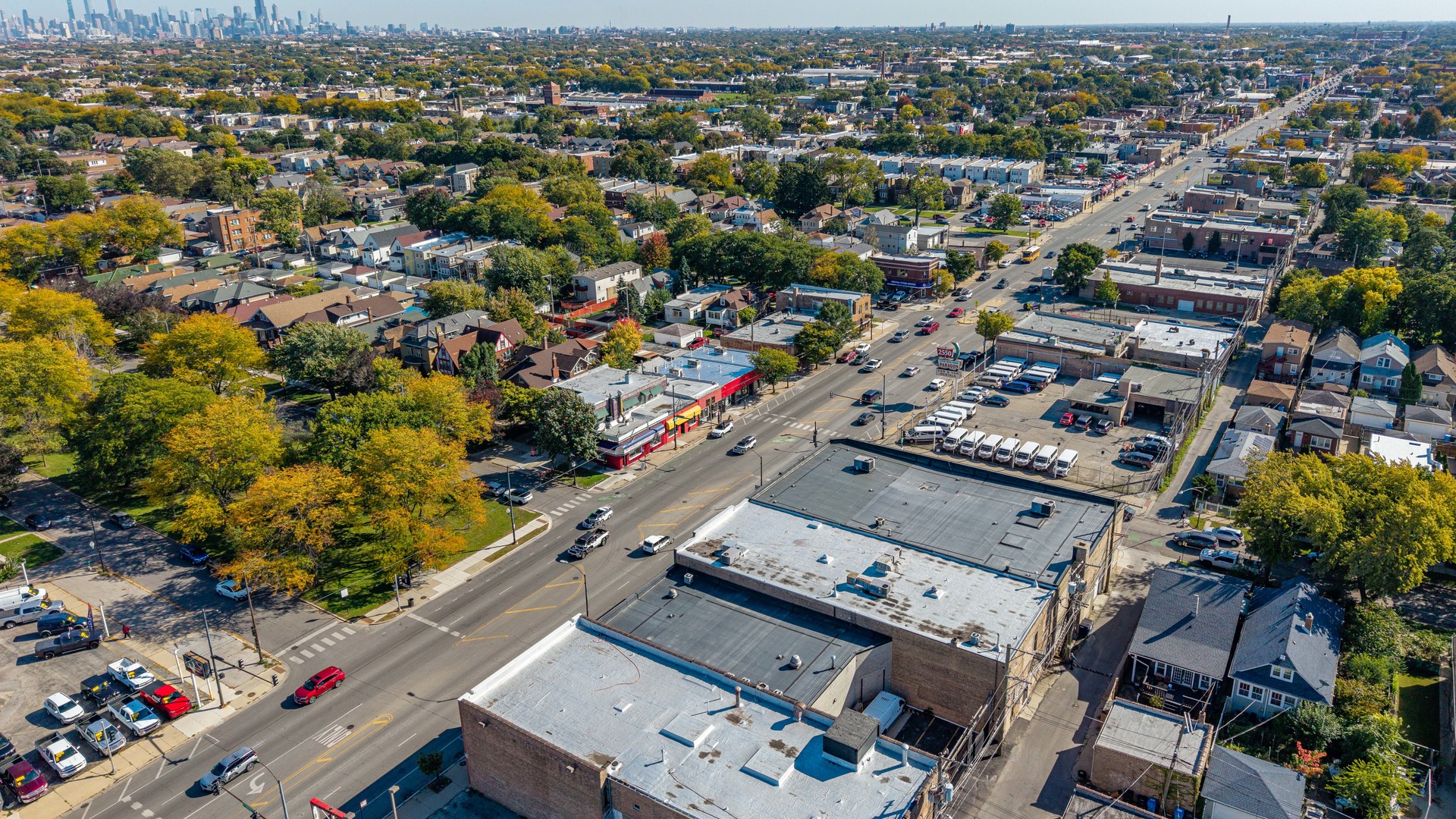 2559 N Cicero Avenue Property Photo 14