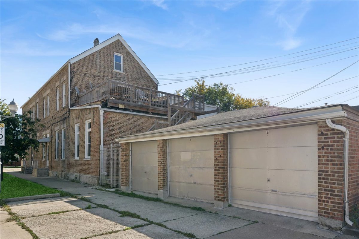 3700 S Honore Street Property Photo 3