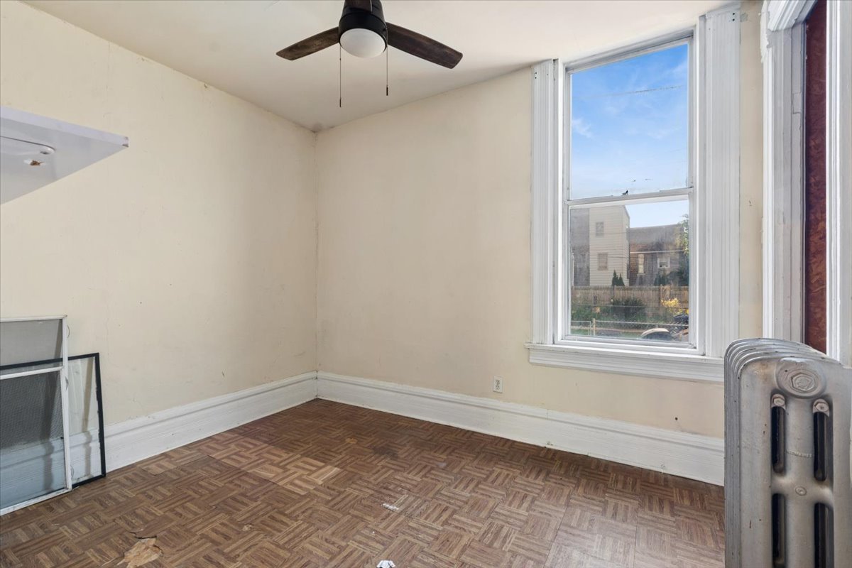 3700 S Honore Street Property Photo 7