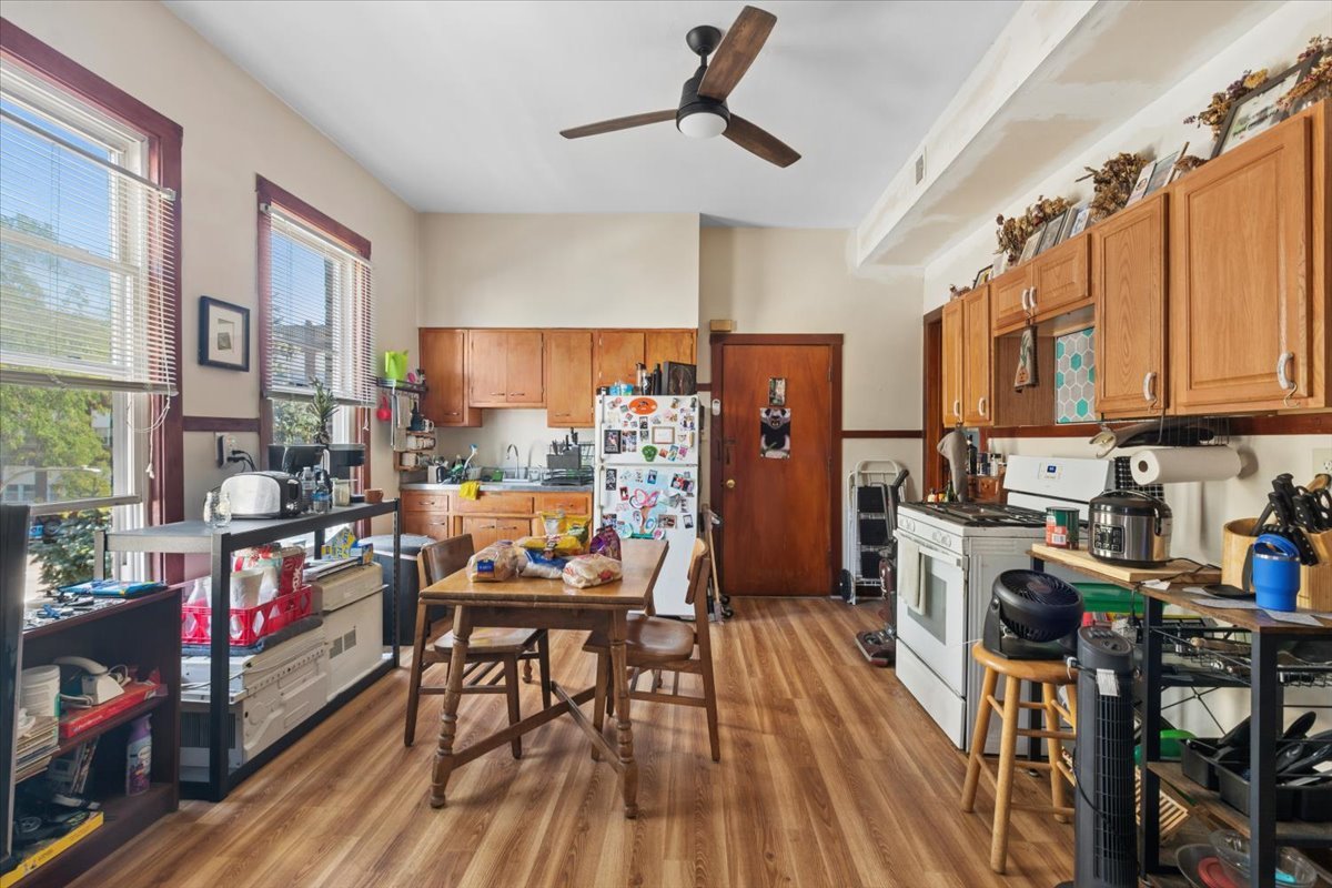 3700 S Honore Street Property Photo 11
