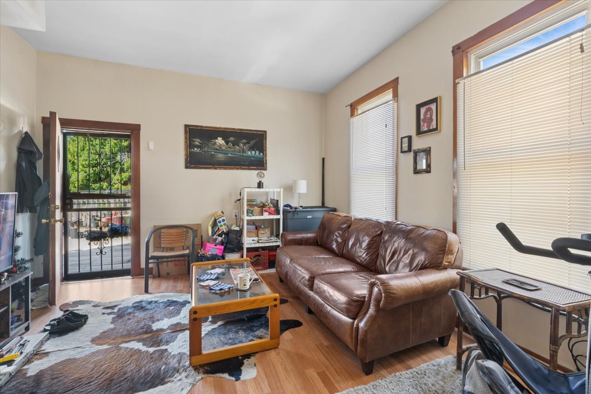 3700 S Honore Street Property Photo 13