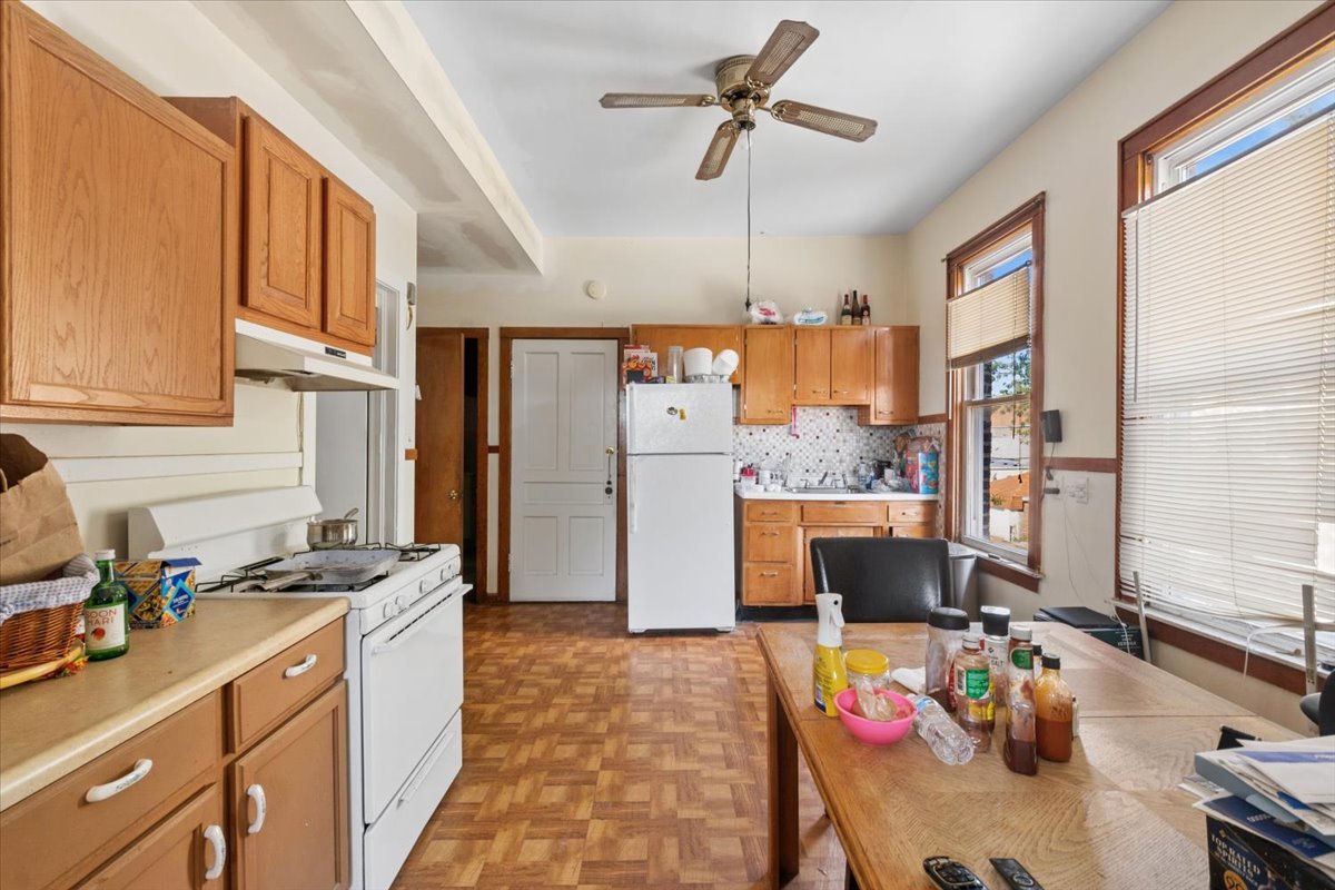 3700 S Honore Street Property Photo 15