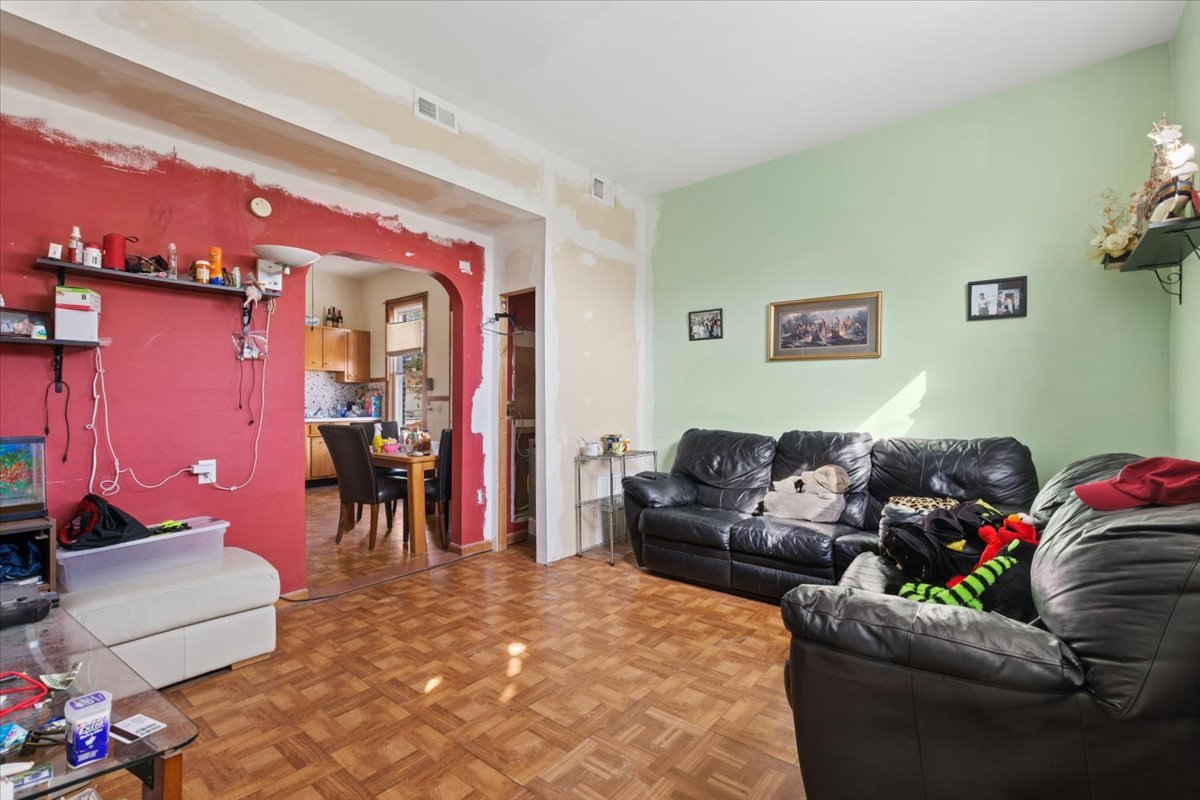 3700 S Honore Street Property Photo 16