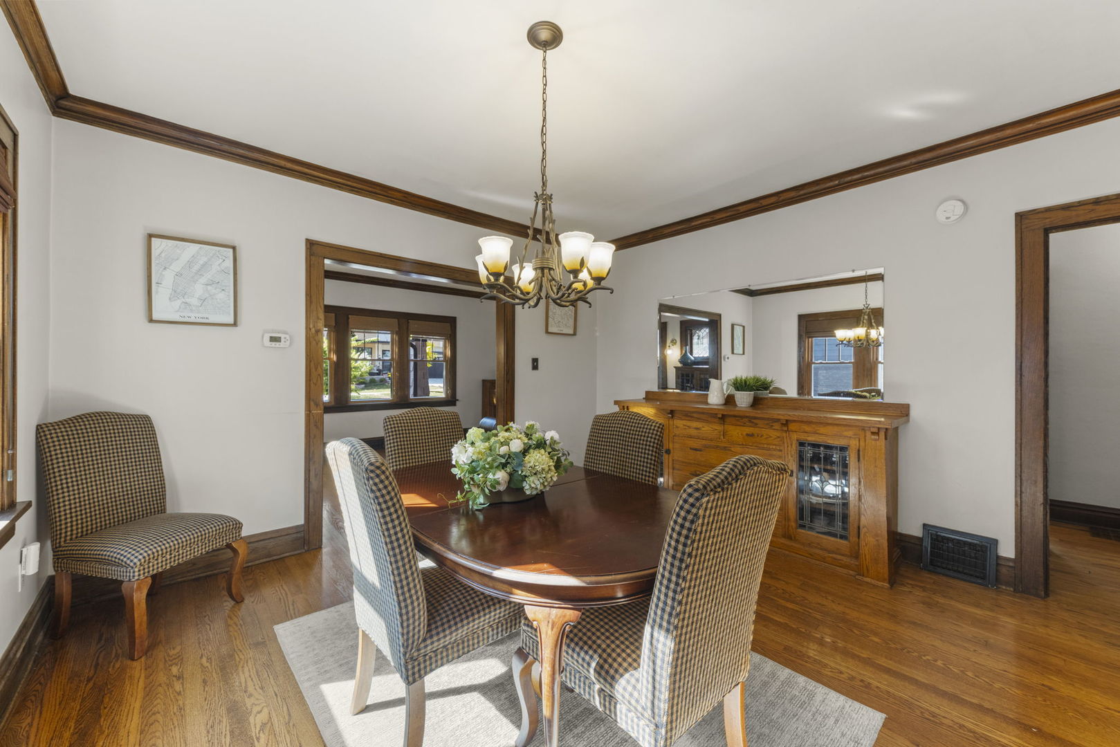 4821 Saratoga Avenue Property Photo 5