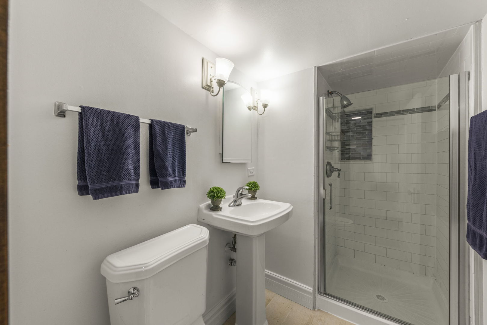 4821 Saratoga Avenue Property Photo 14
