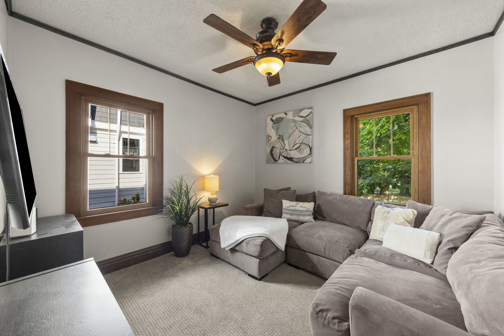4821 Saratoga Avenue Property Photo 18