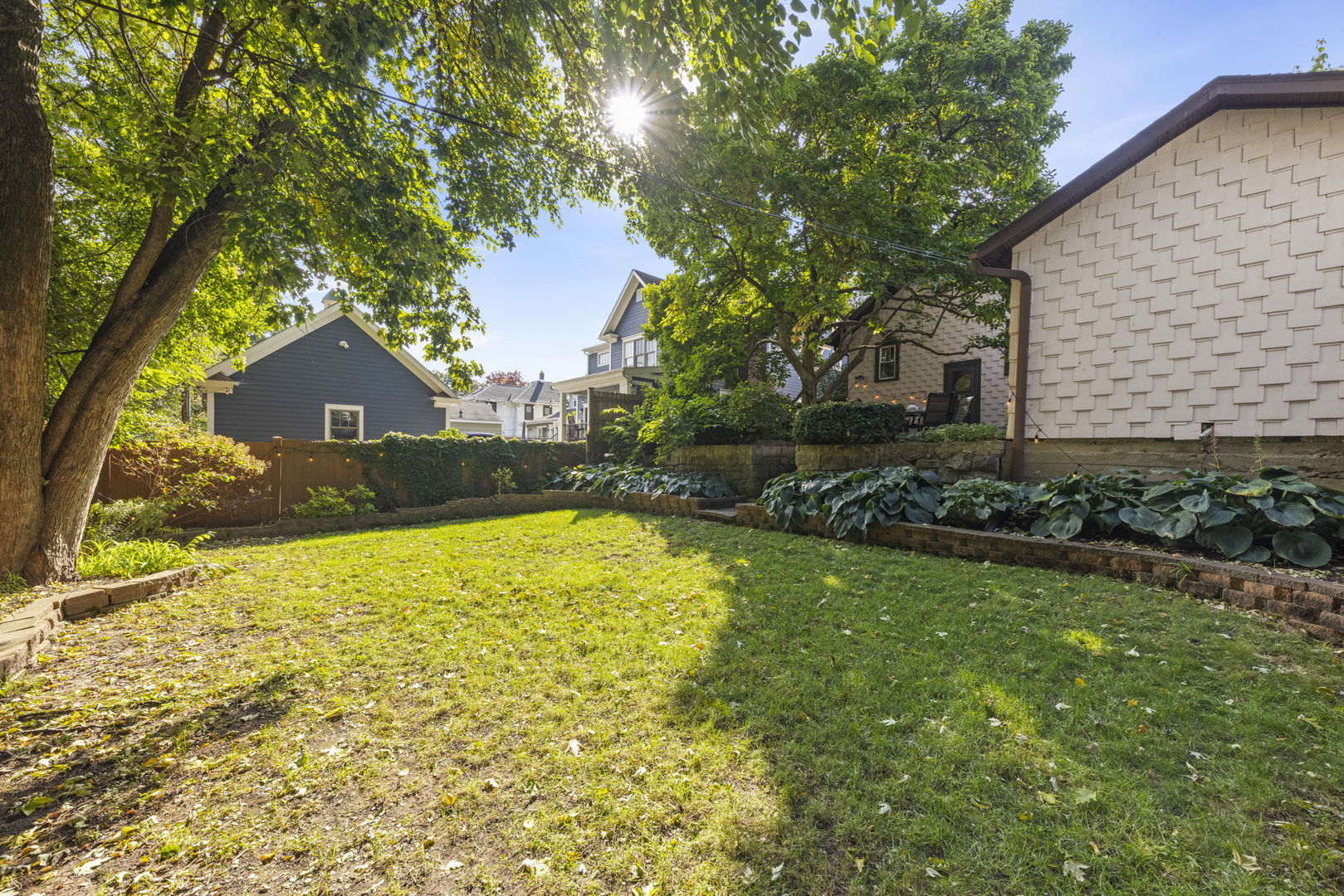 4821 Saratoga Avenue Property Photo 26