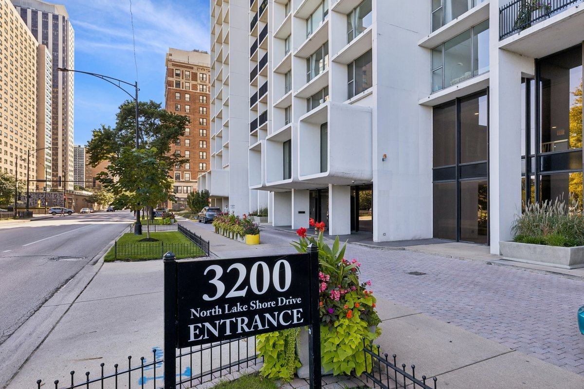 3200 N Lake Shore Drive 2402 Property Photo 1