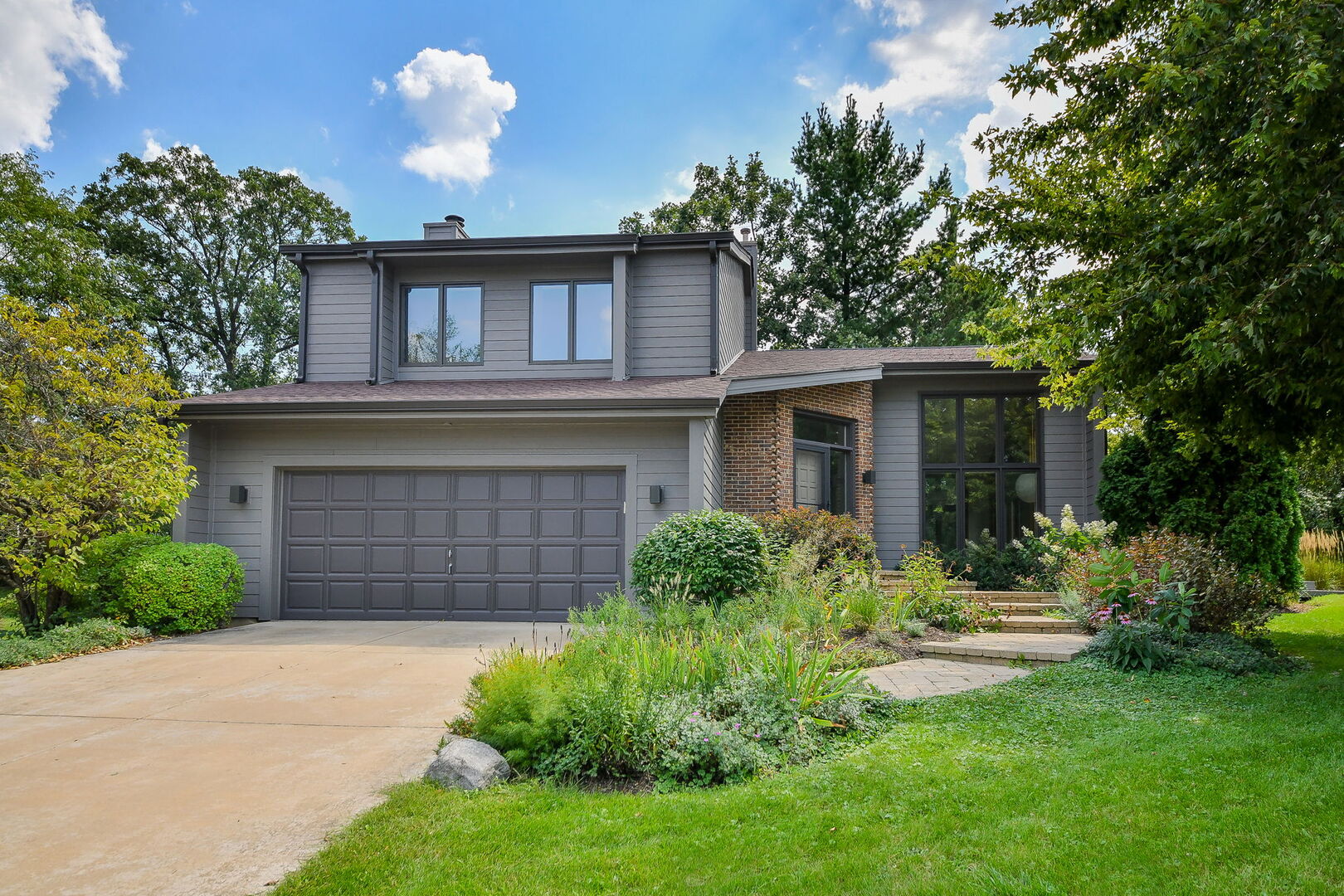 1755 S Wiesbrook Road Property Photo 1