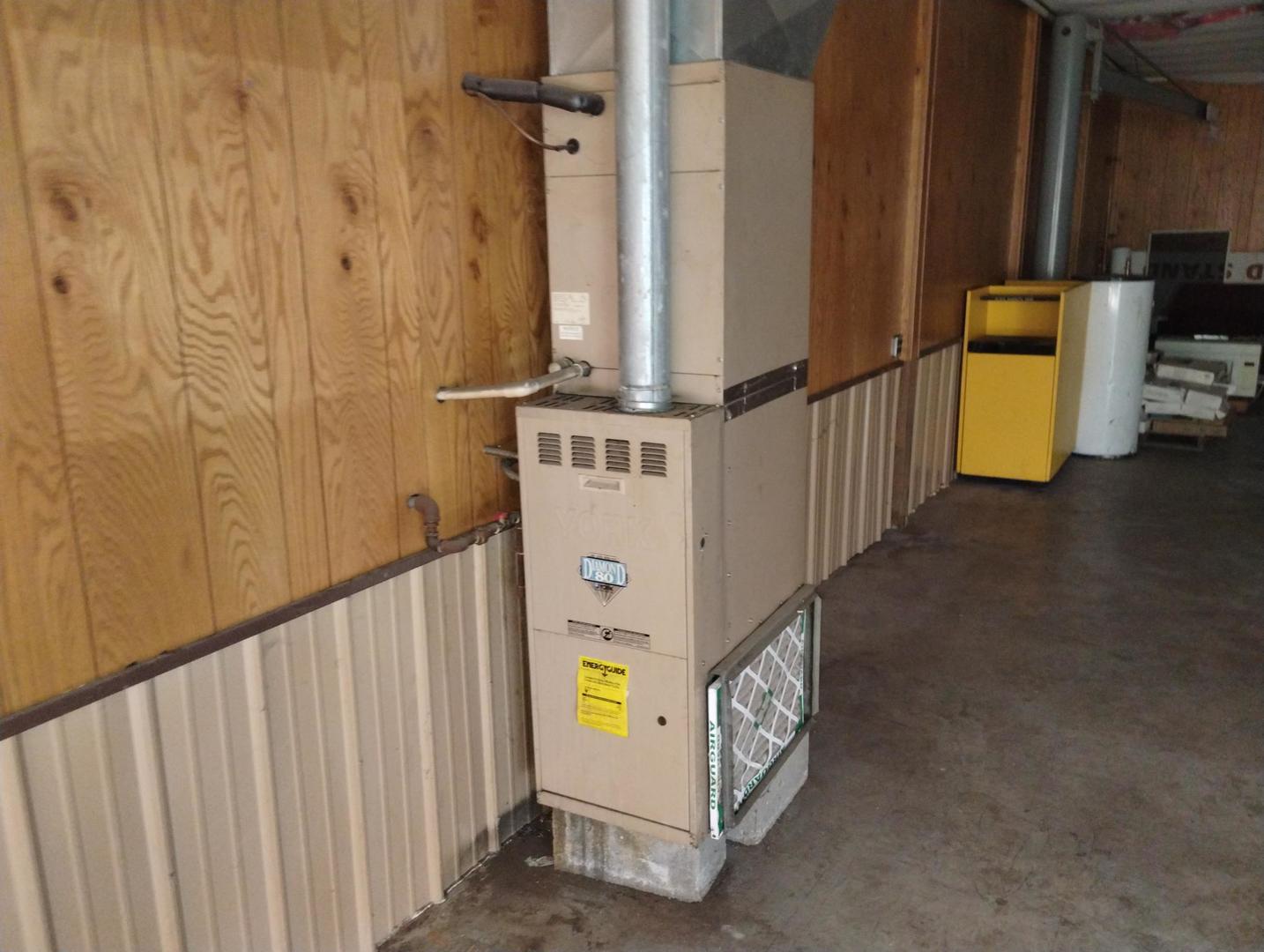 500 W Union Street Property Photo 4