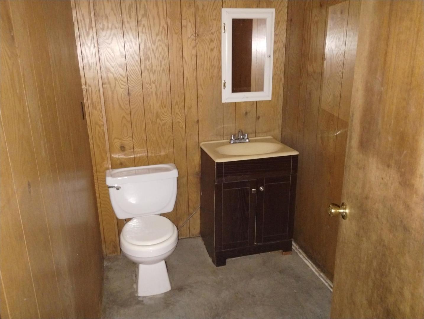 500 W Union Street Property Photo 6