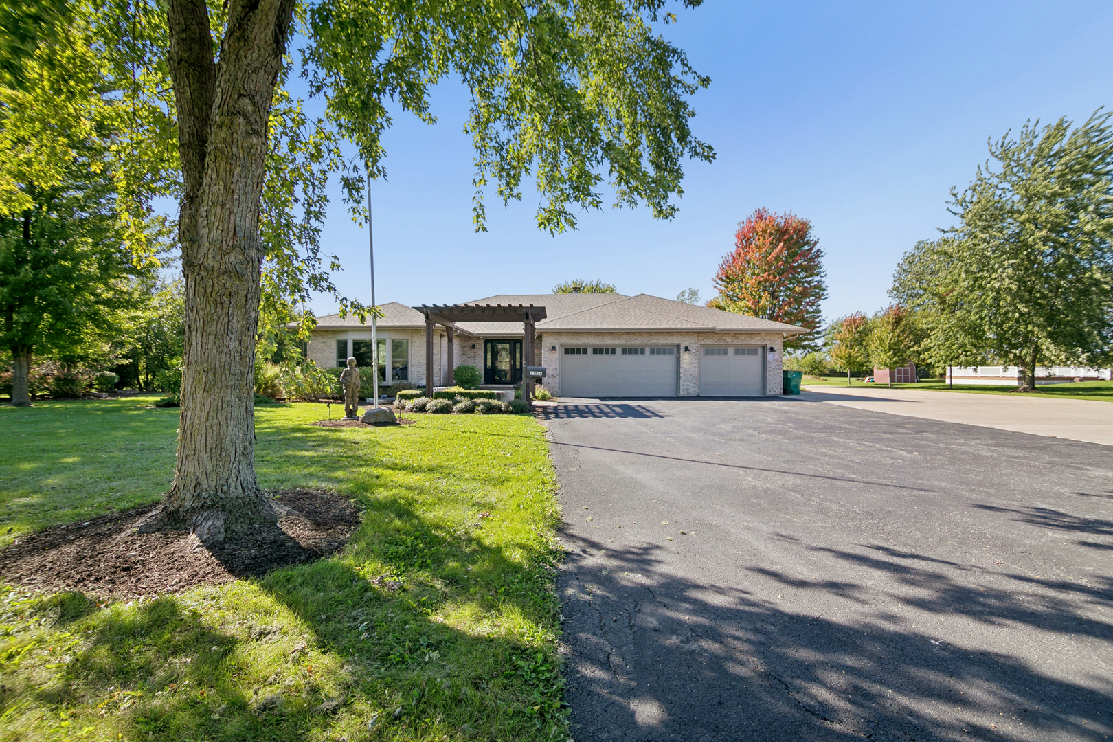 23826 S Schoolhouse Road Property Photo 2