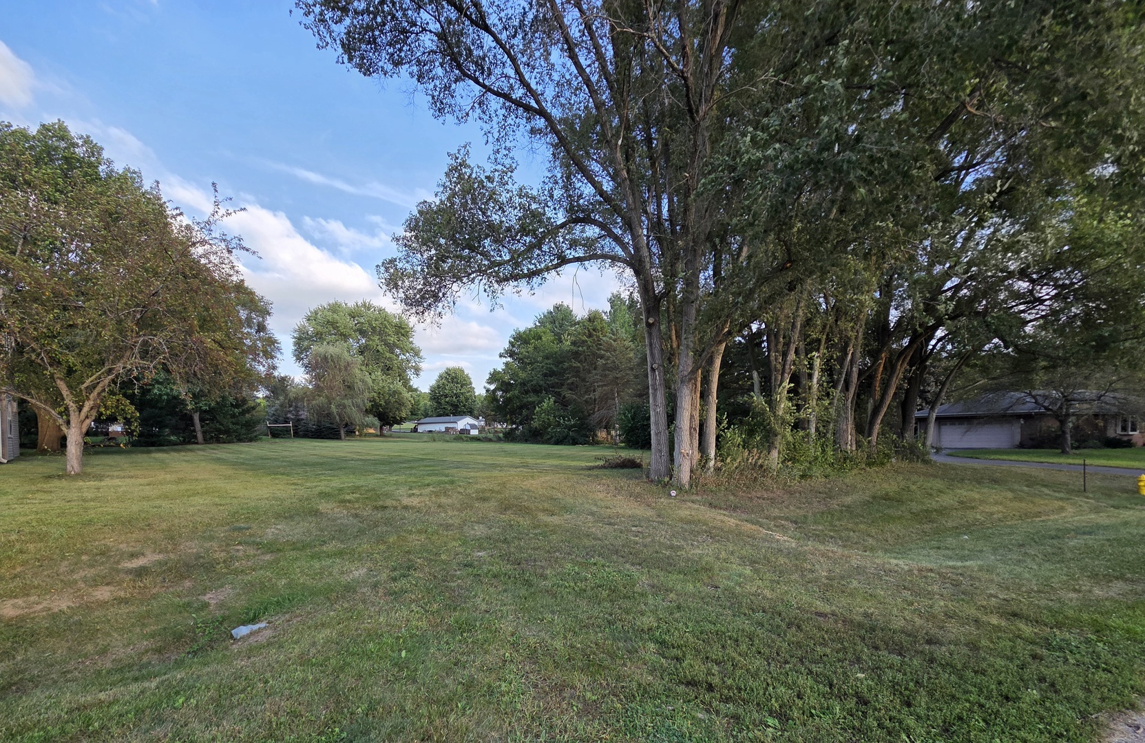 Xxxx Bitterroot Road Property Photo 2