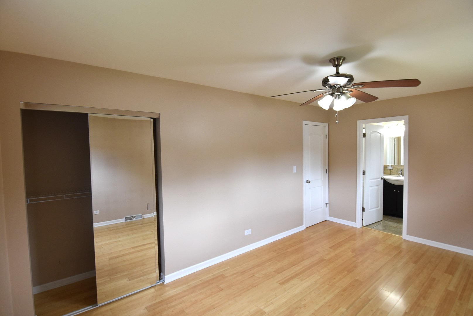 210 E Myrick Avenue Property Photo 14
