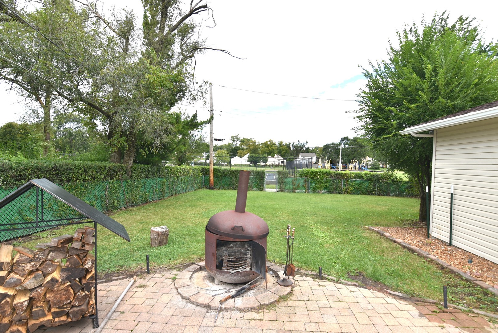 210 E Myrick Avenue Property Photo 39