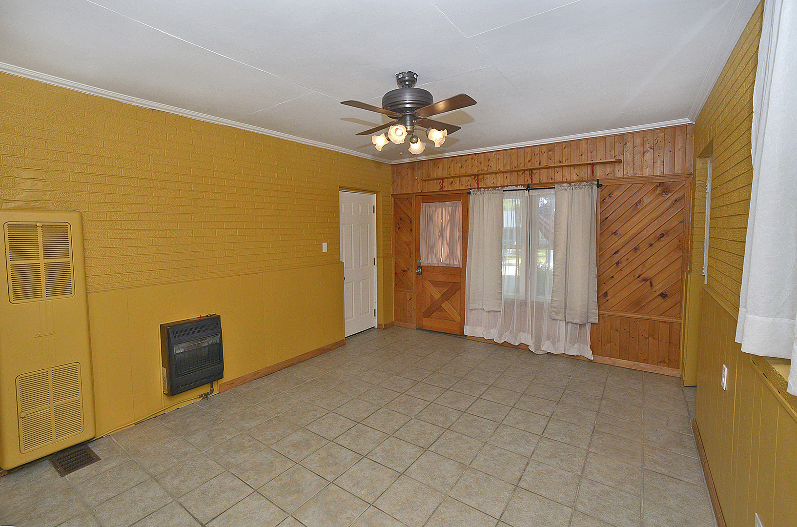 735 Sherwood Avenue Property Photo 11