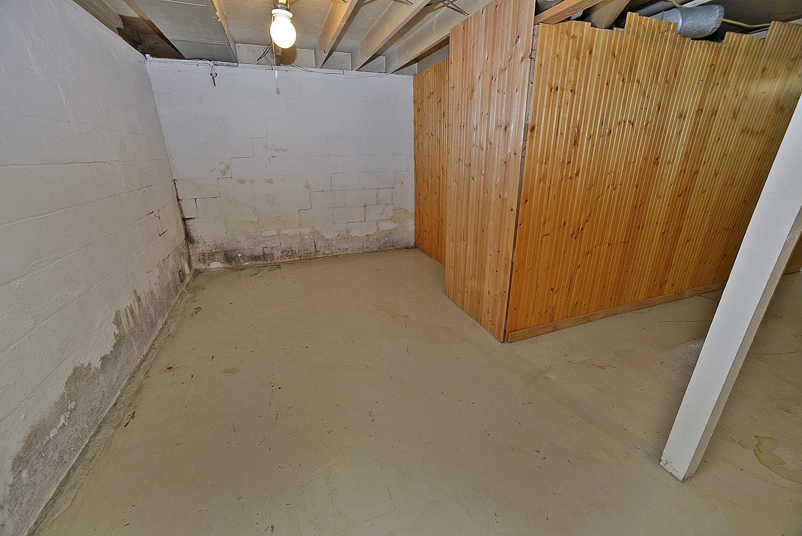 735 Sherwood Avenue Property Photo 14