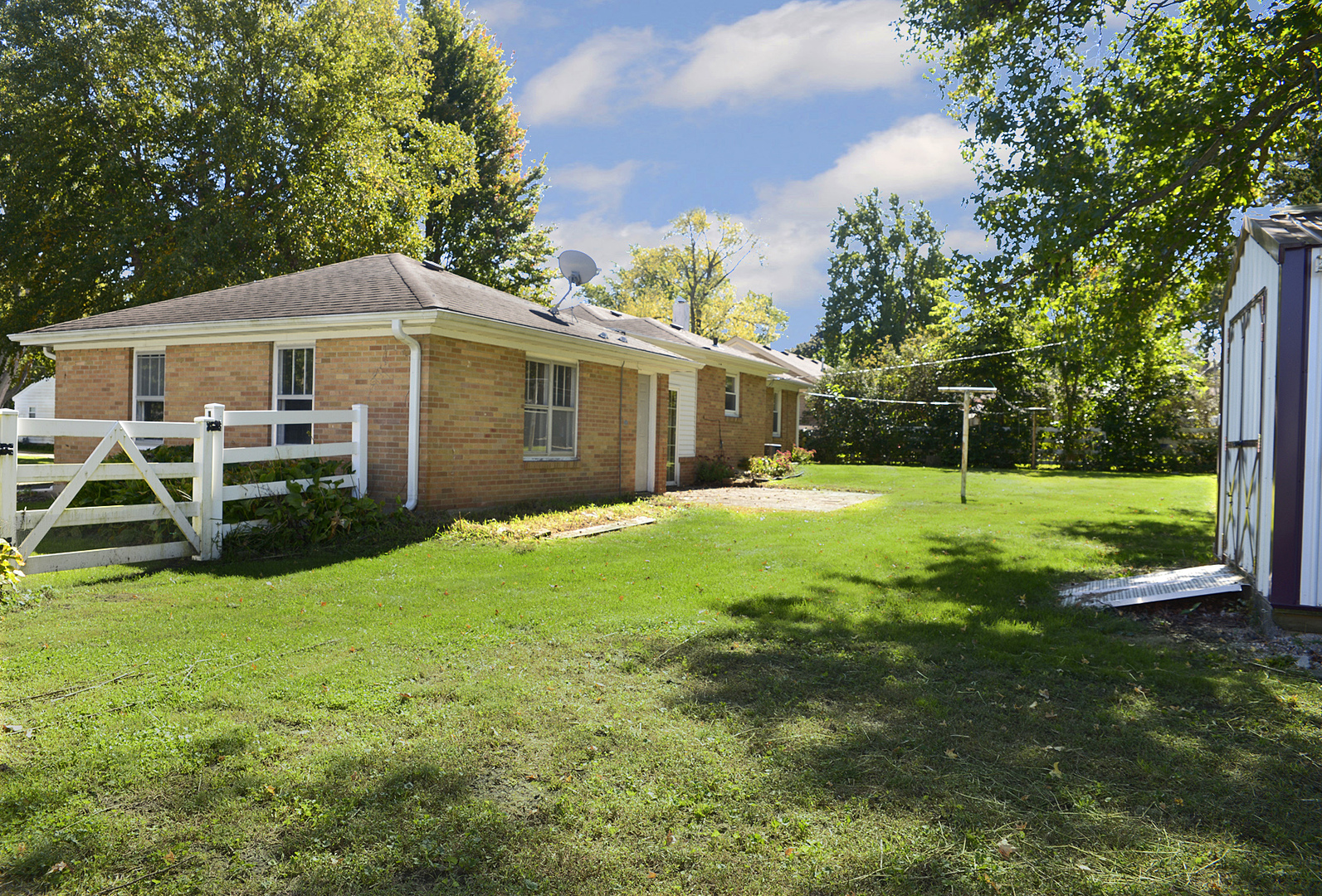 735 Sherwood Avenue Property Photo 21