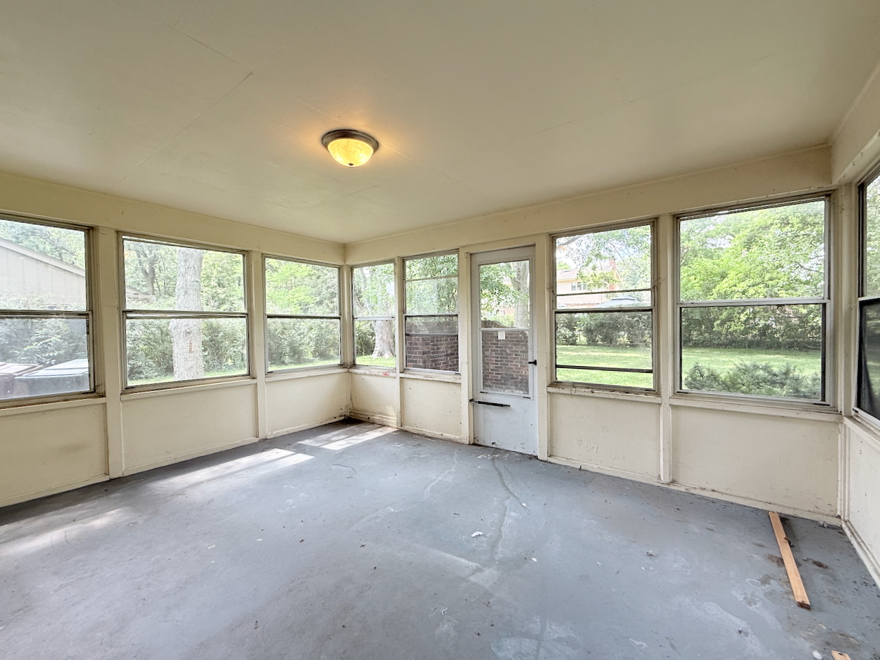 20436 Arcadian Drive Property Photo 32